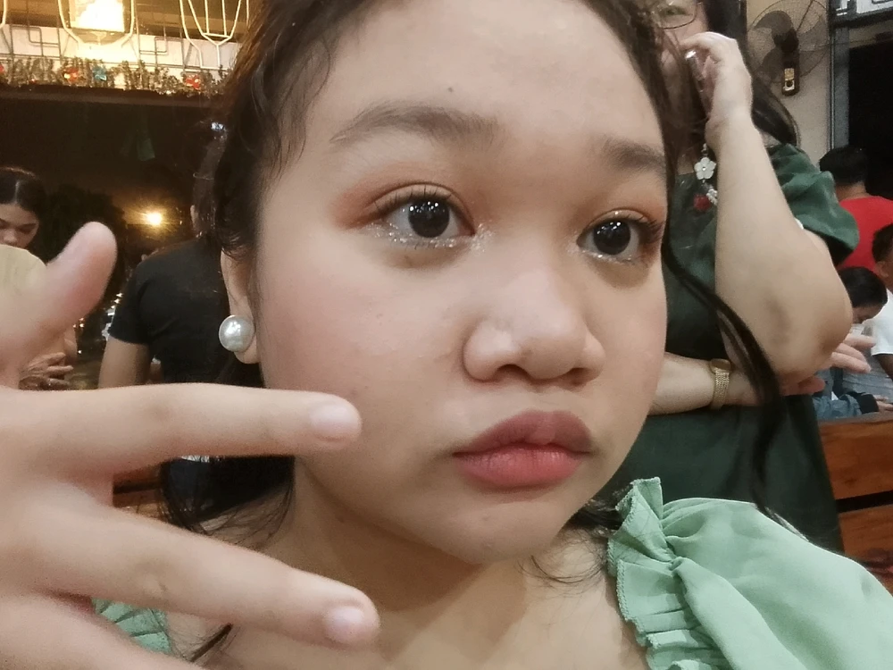 GIF uploaded by Adelentine