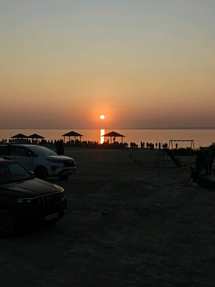 GIF uploaded by Kuldip