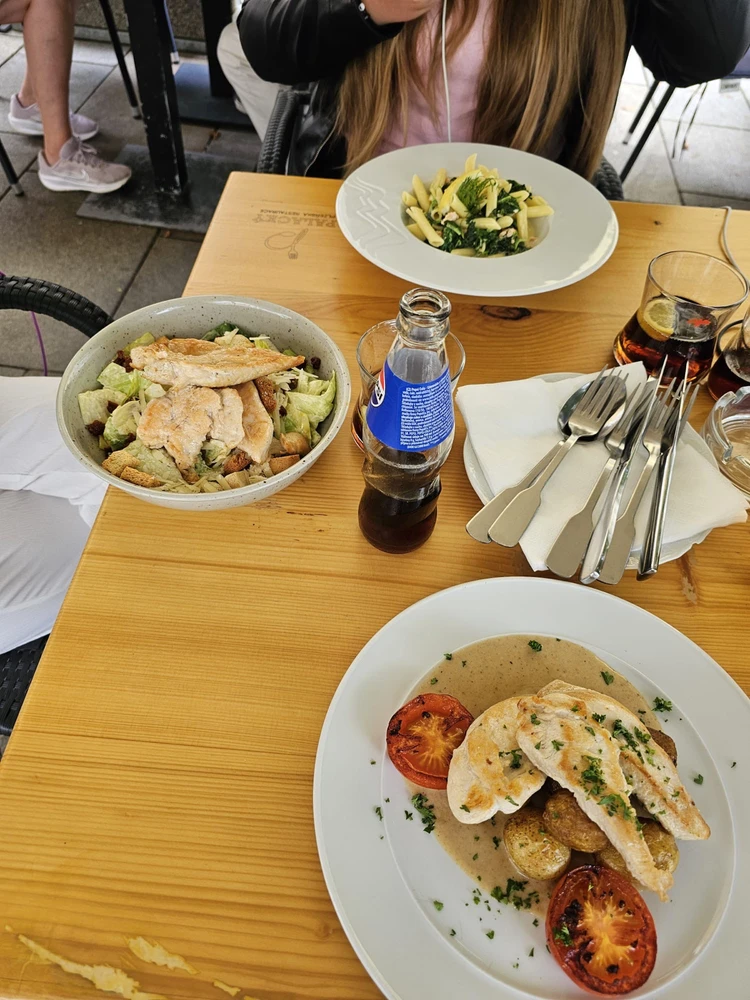 Obrázek nahrál Ellen