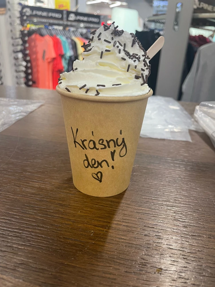 Obrázek nahrál Ellen