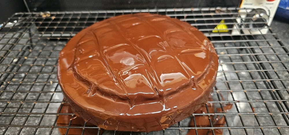 Cake coated in chocolate 