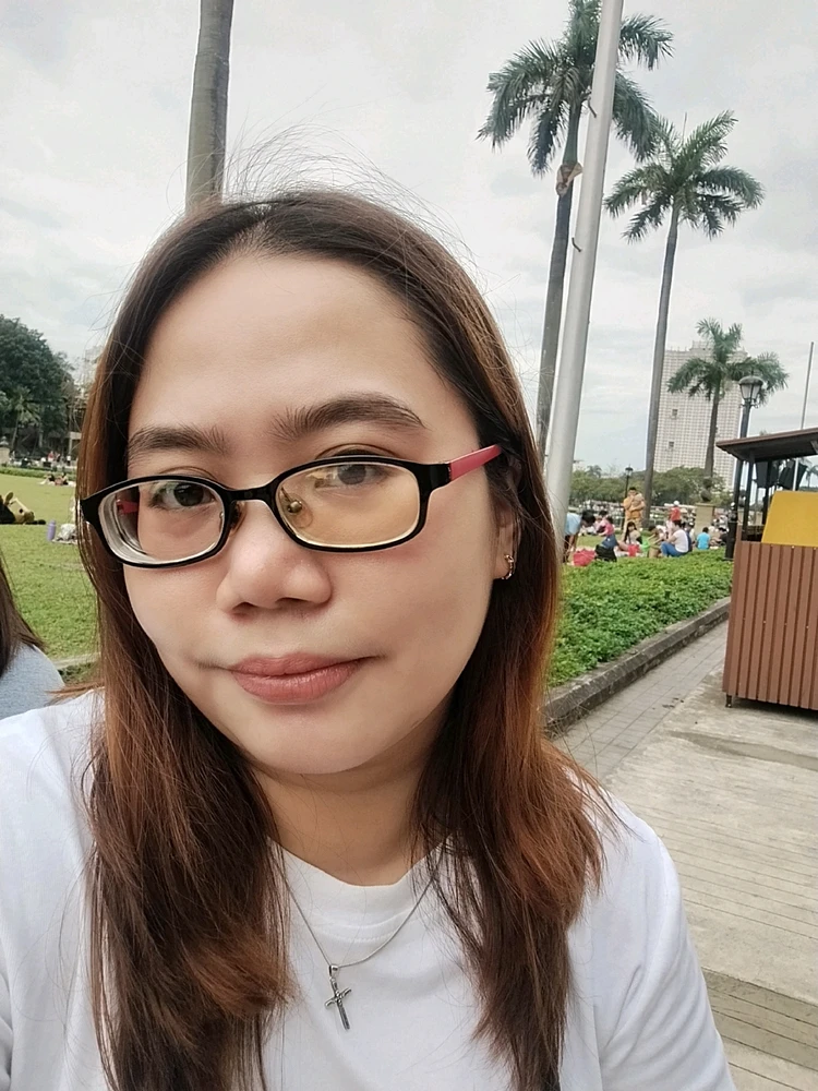 GIF uploaded by Natalie