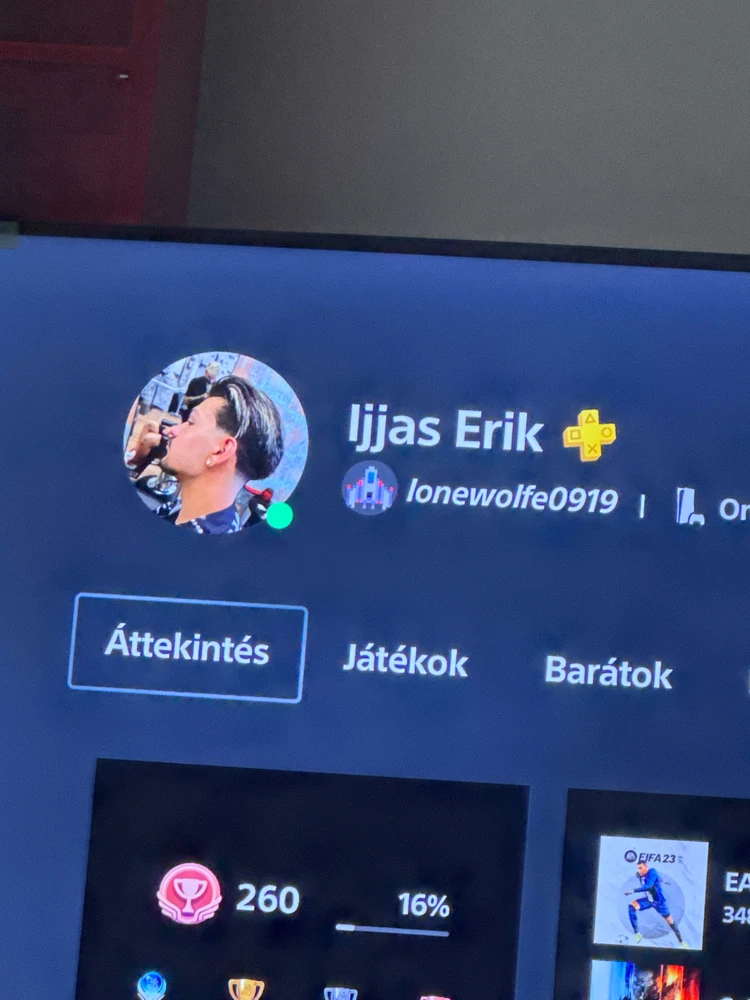 Erik által feltöltött GIF