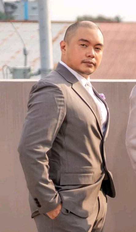 GIF uploaded by Ezra