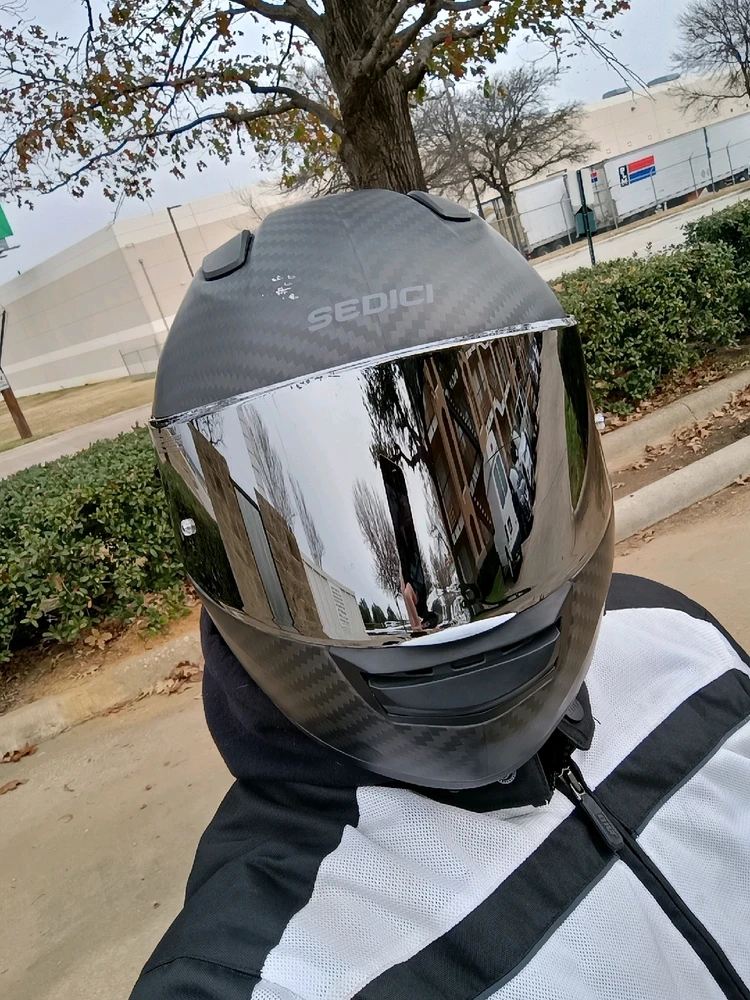 Gambar diunggah dening Auzzy