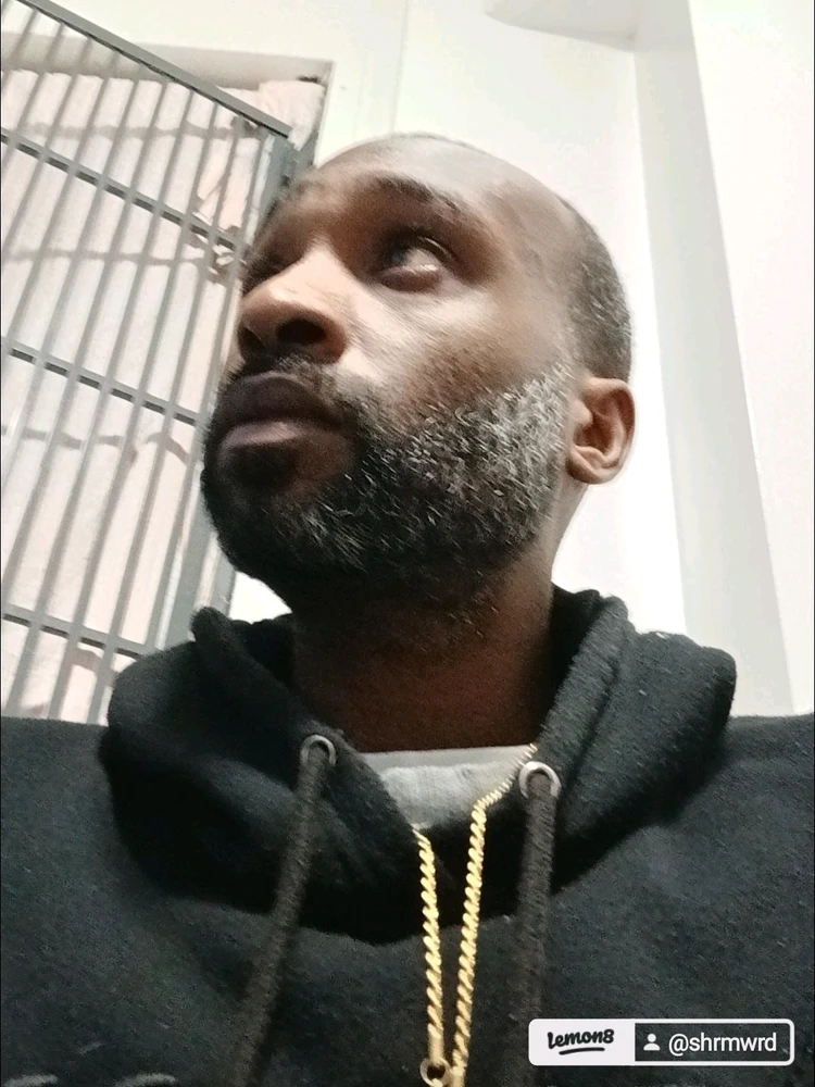 GIF uploaded by Shrmwrd