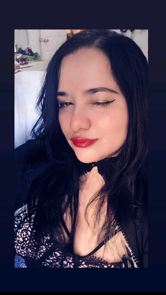 GIF uploaded by Freydy Sofia