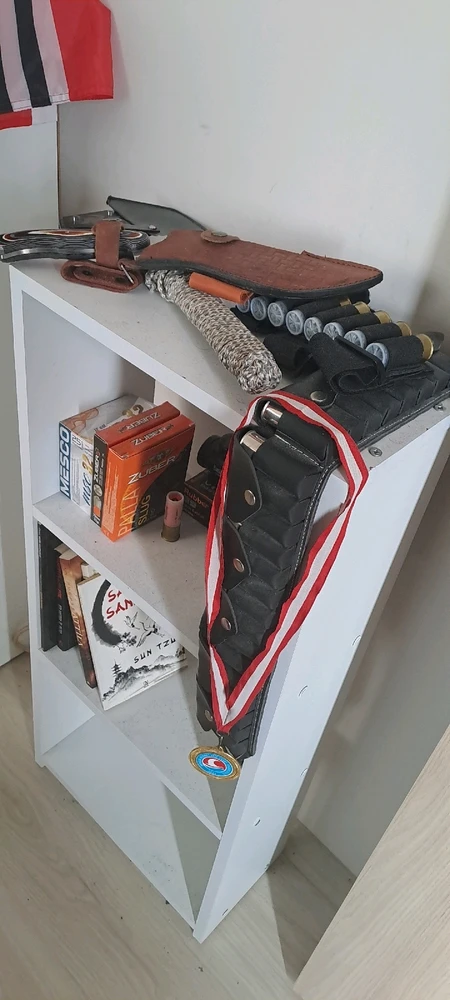 Marcus Aurelius tarafından yüklenen GIF