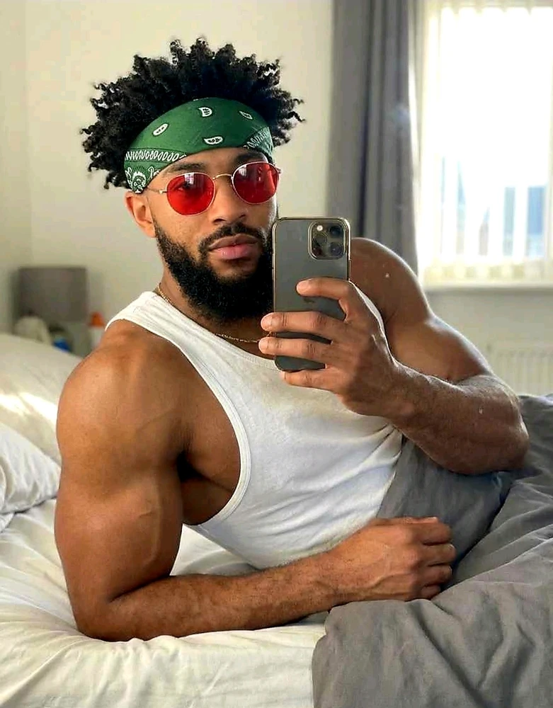 GIF uploaded by Sofox