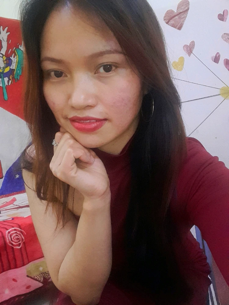 GIF uploaded by Anne