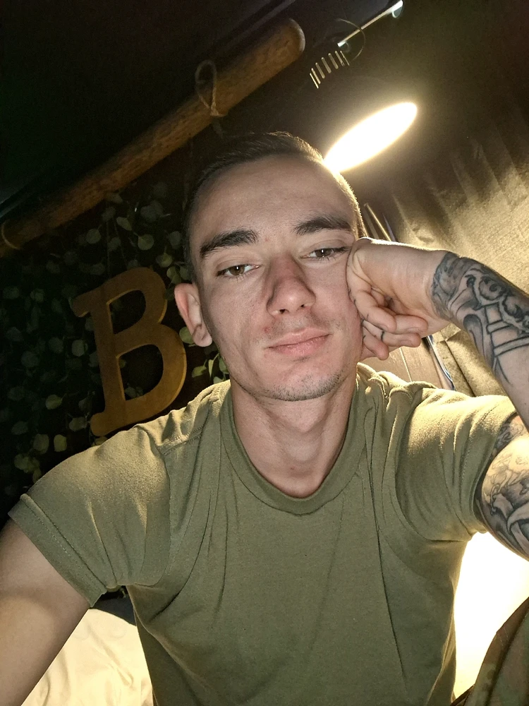 GIF diunggah dening Sir Fryer