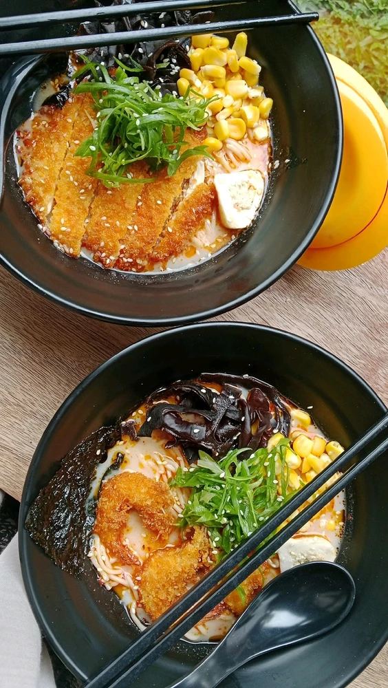 GIF diunggah oleh Selli