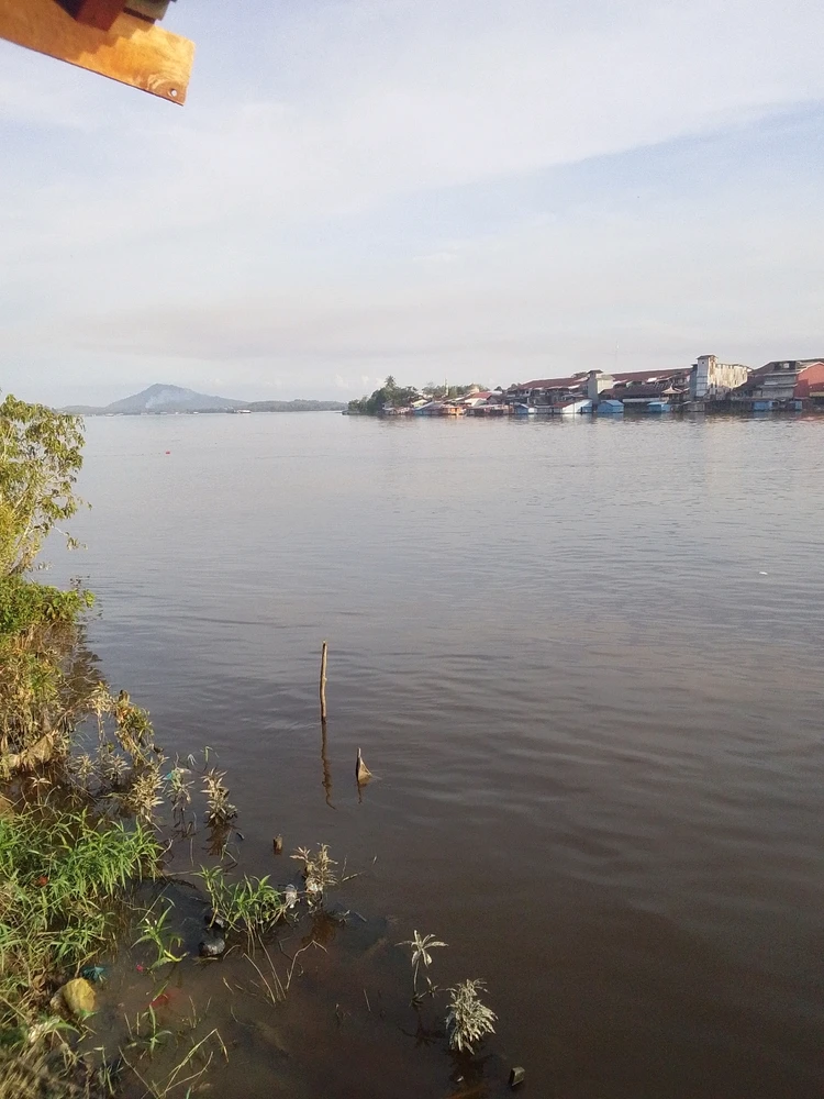 GIF diunggah oleh Tia