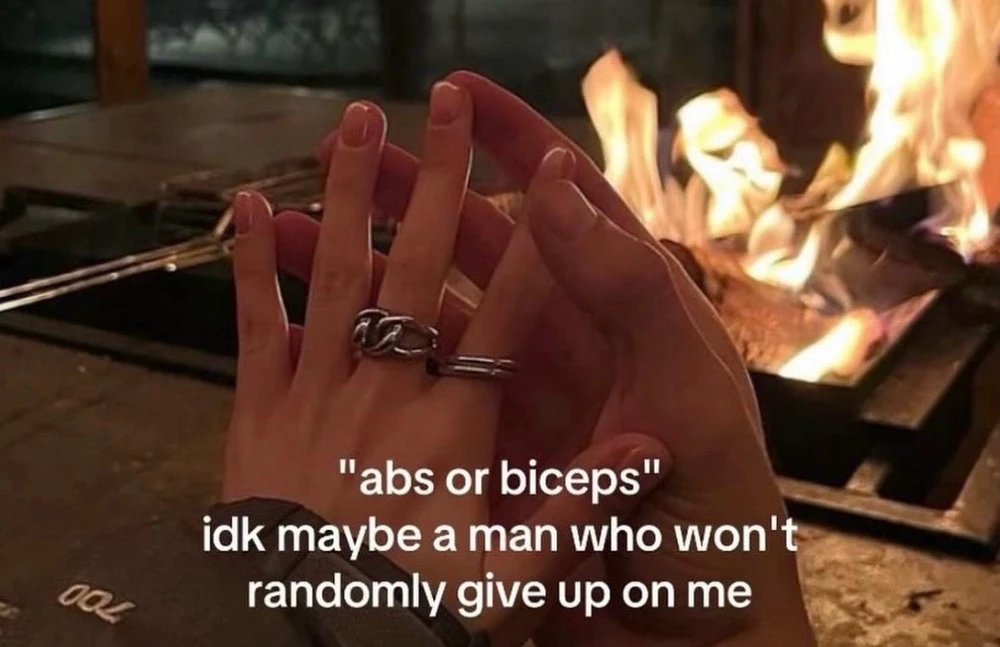 GIF uploaded by Juli