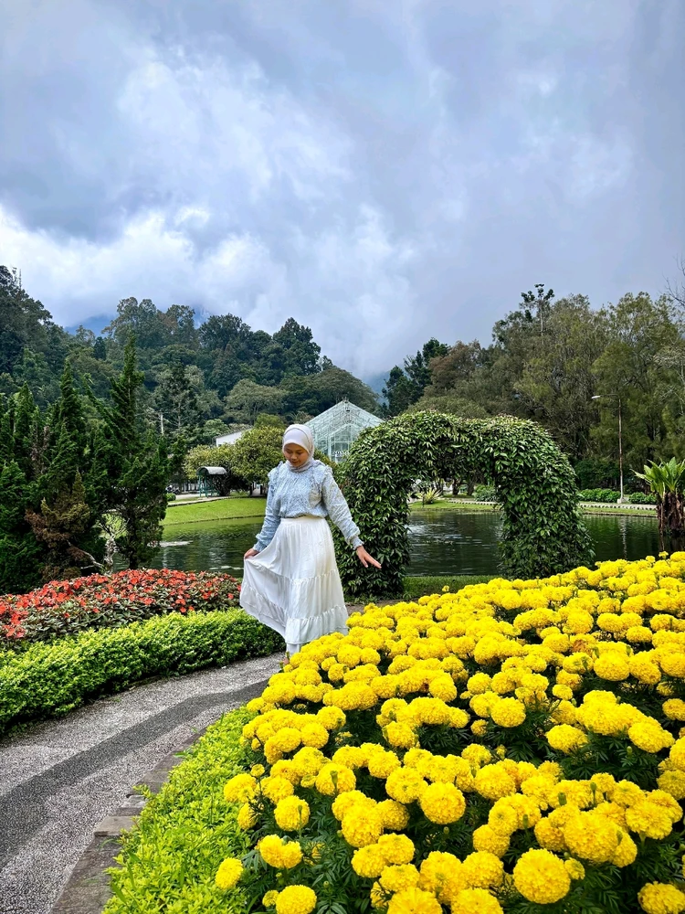 GIF uploaded by Savin