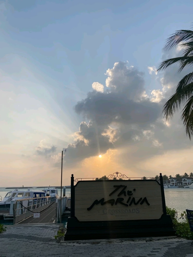 GIF uploaded by Eunice