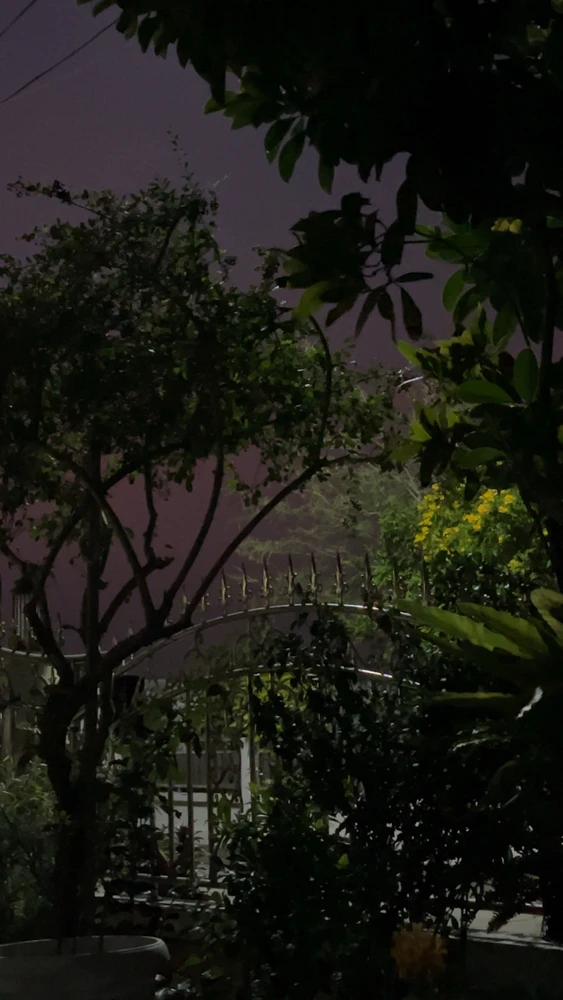 GIF uploaded by Kluay