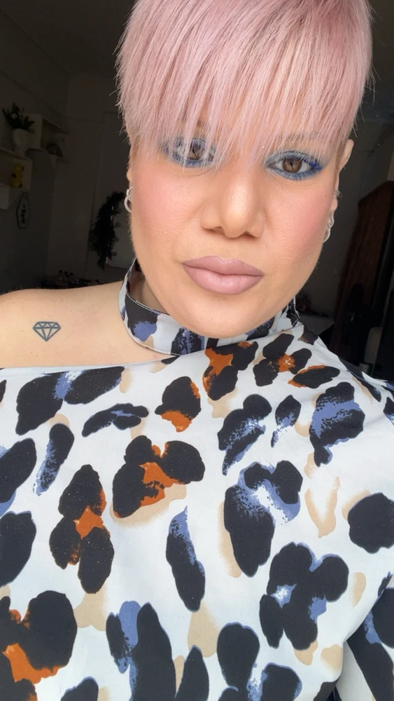 GIF uploaded by KALLIOPI