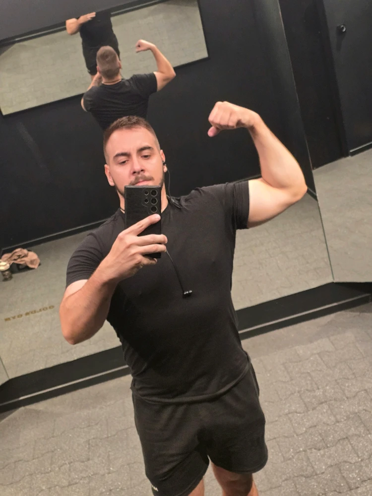 GIF uploaded by Stefan