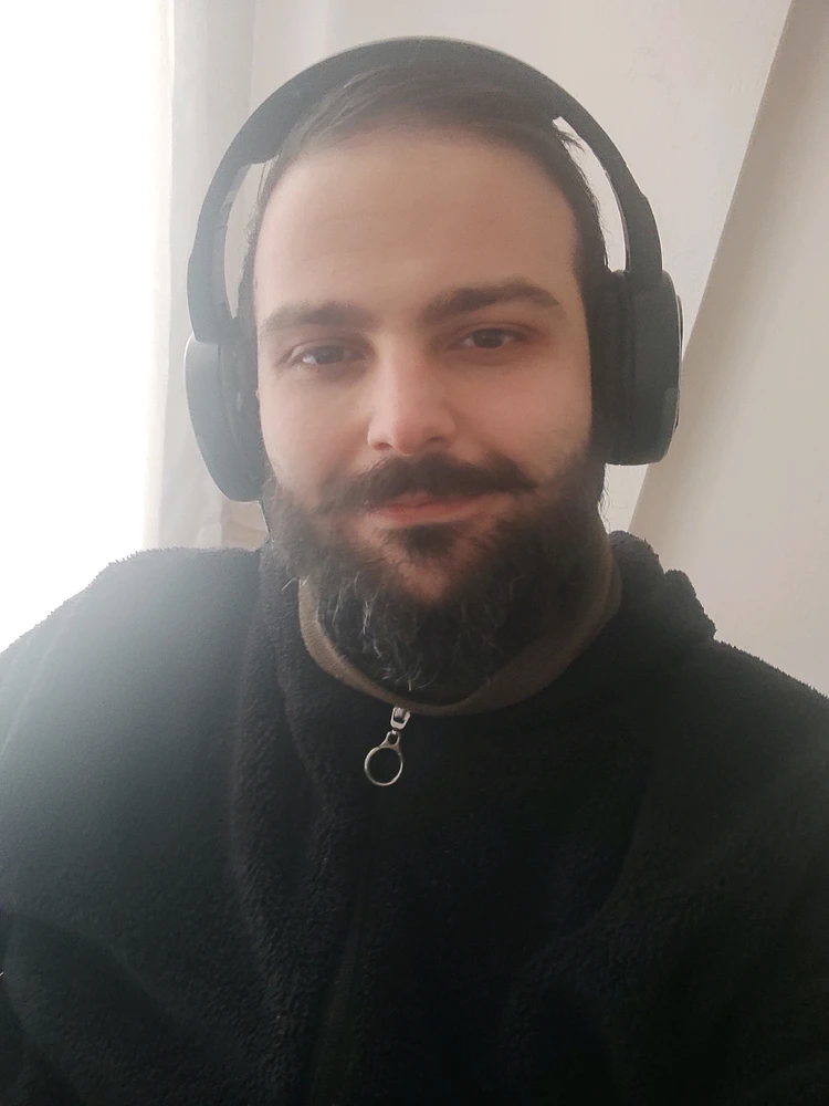 Kaan tarafından yüklenen GIF