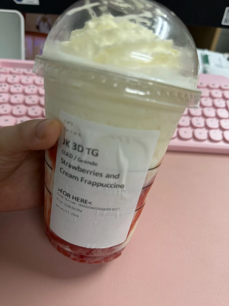 GIF uploaded by Mai