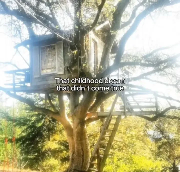 GIF uploaded by Juli