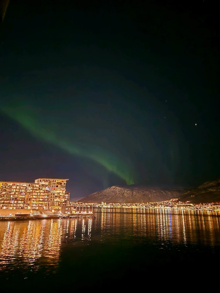 GIF uploaded by Even