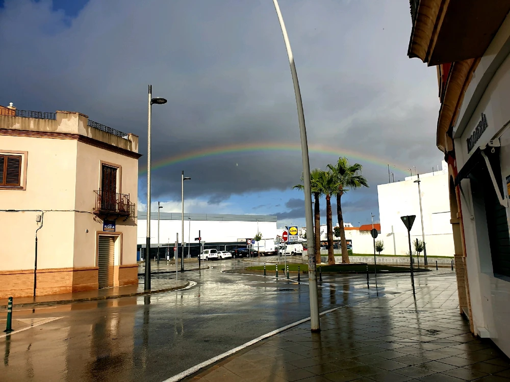 GIF uploaded by Luna