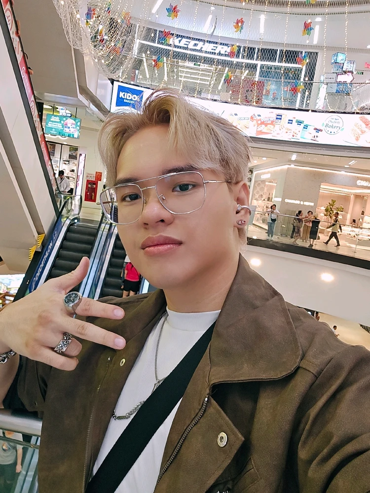 GIF được Elvin Phan tải lên