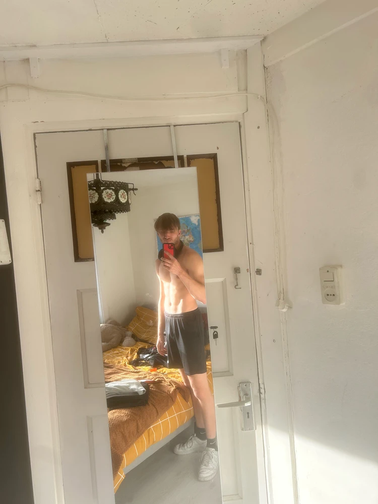 GIF uploaded by Jordy