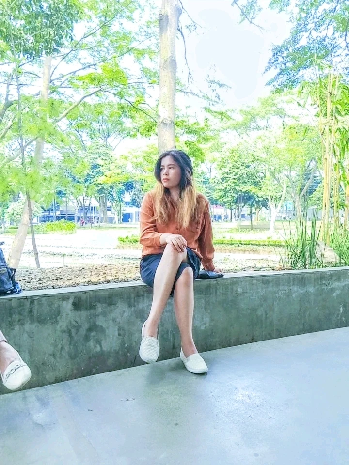 GIF diunggah oleh Elsa