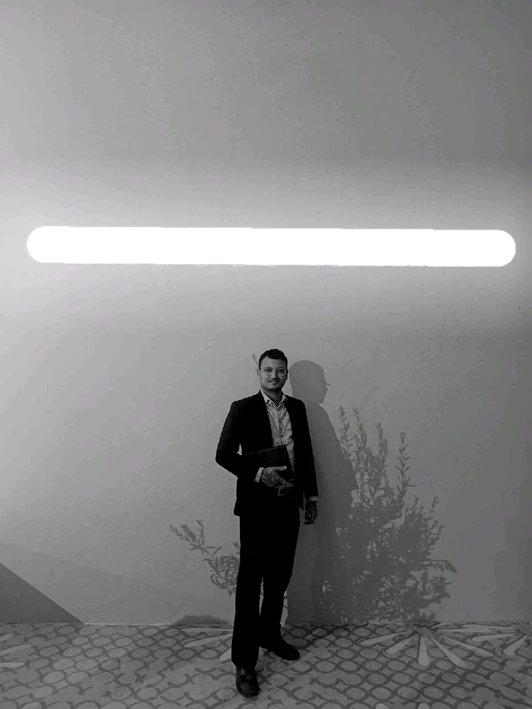 GIF diunggah dening S