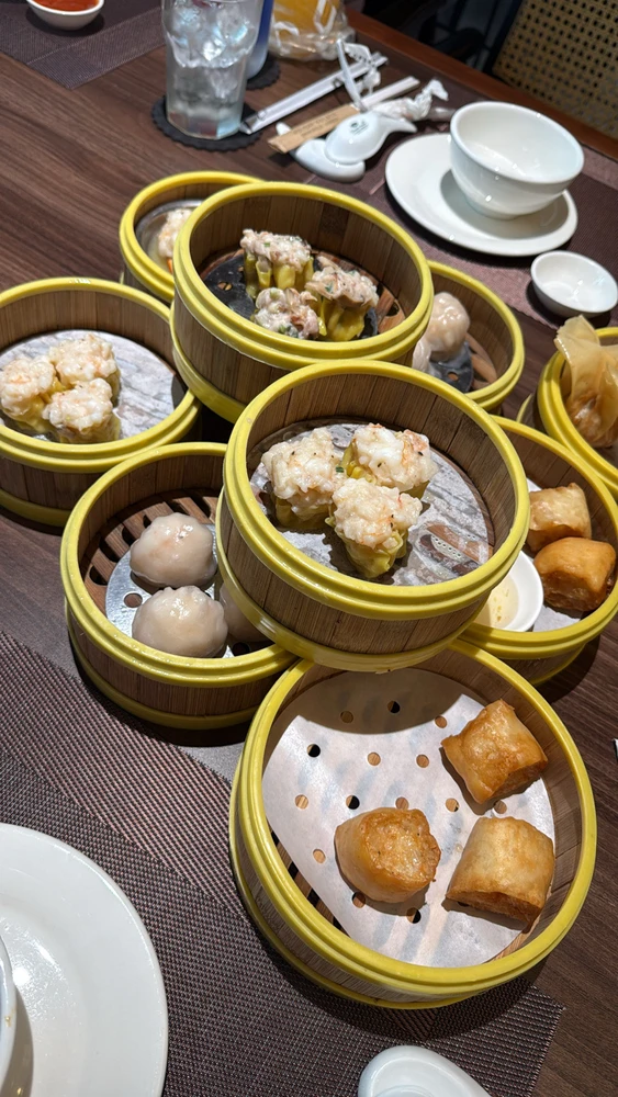 GIF diunggah oleh jenny