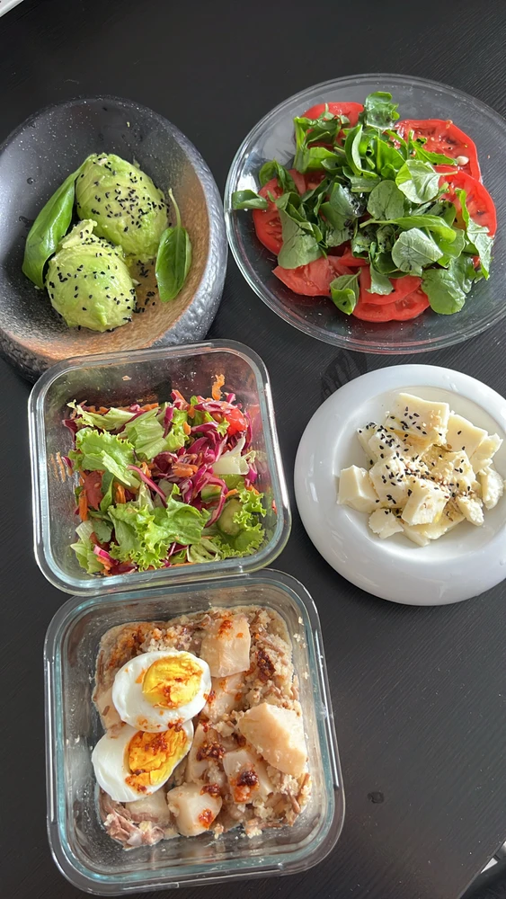 GIF uploaded by Indah