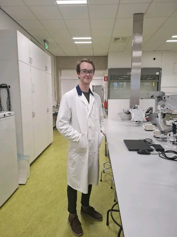 GIF gi-upload ni Daan Bondt