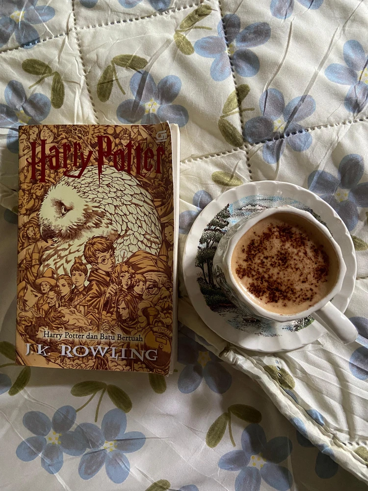 GIF uploaded by Vina