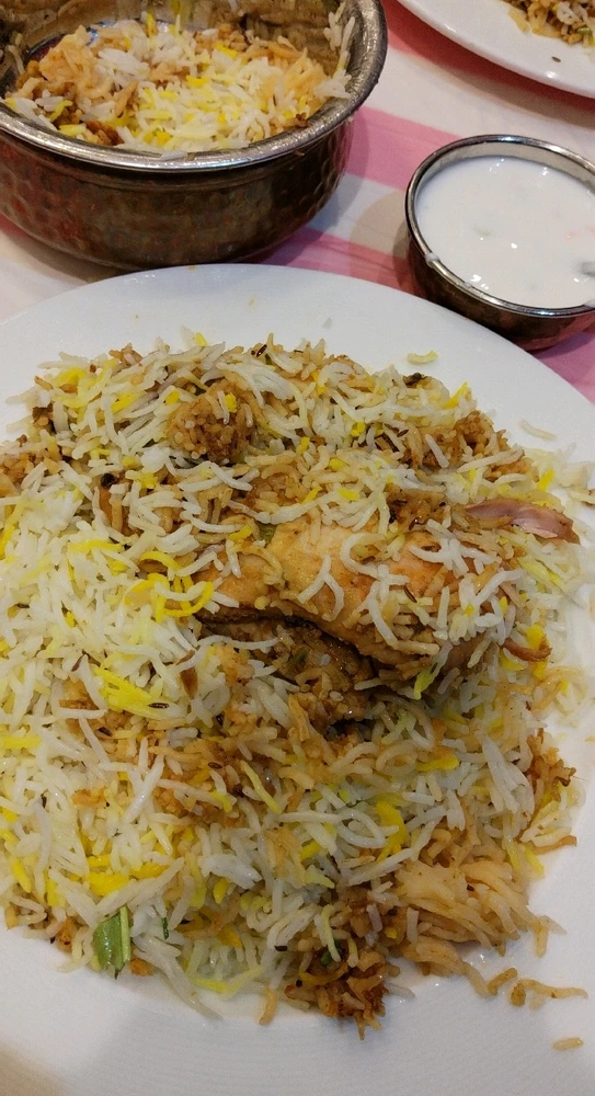 GIF uploaded by 𝑨𝒏𝒆𝒆𝒍..