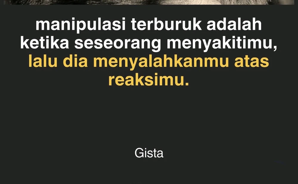 GIF diunggah oleh ®