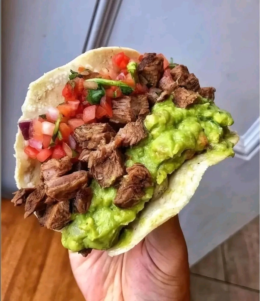 GIF uploaded by ❤ Sophia aka Mango Mami ❤️