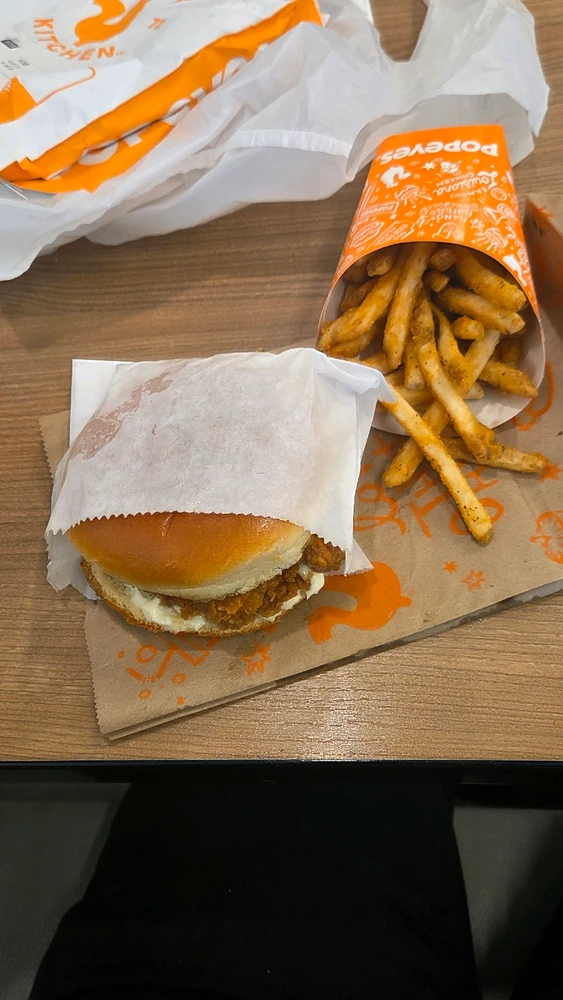 GIF uploaded by Kenay Peterson