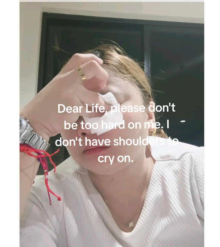 𝙰𝚒𝚕𝚒𝚌𝚎𝚌 上傳的 GIF
