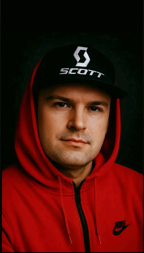 GIF uploaded by Eddy