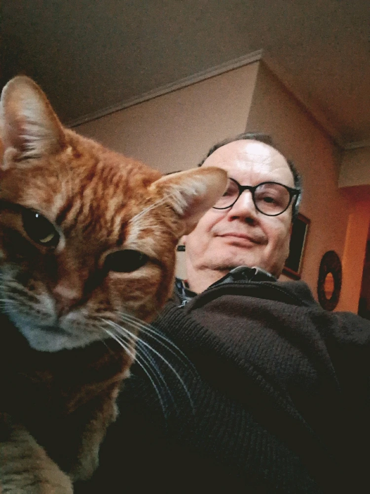 GIF uploaded by Michalis