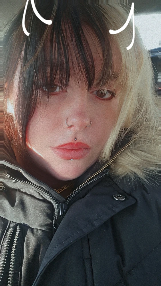 GIF uploaded by Alyx