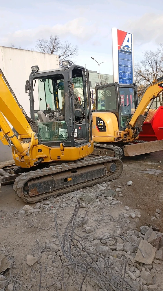 GIF uploaded by Irfan