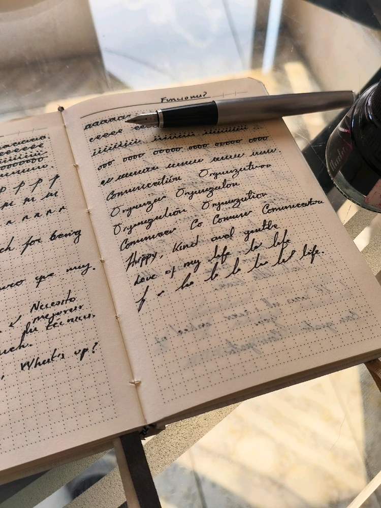 GIF uploaded by Juan Daniel