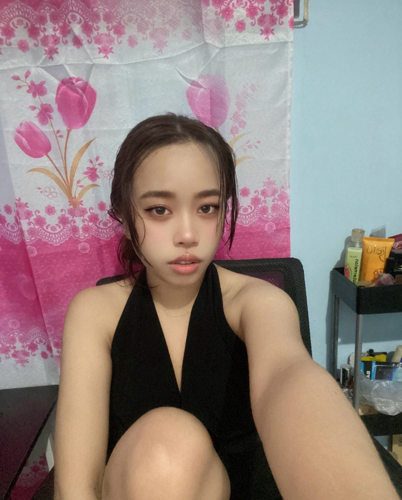 GIF uploaded by Irene