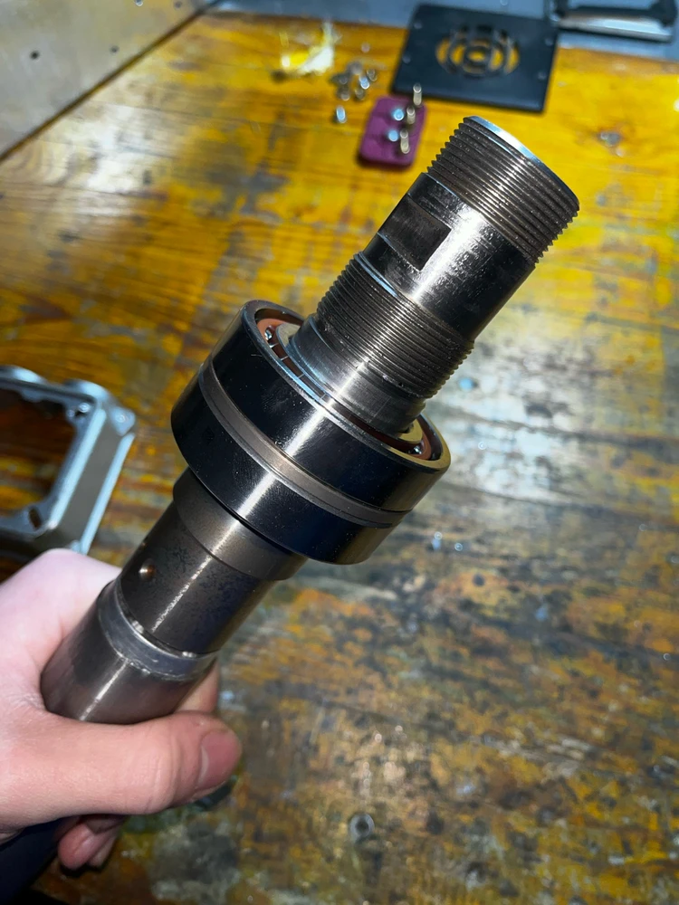 Montaggio cuscinetti nuovi