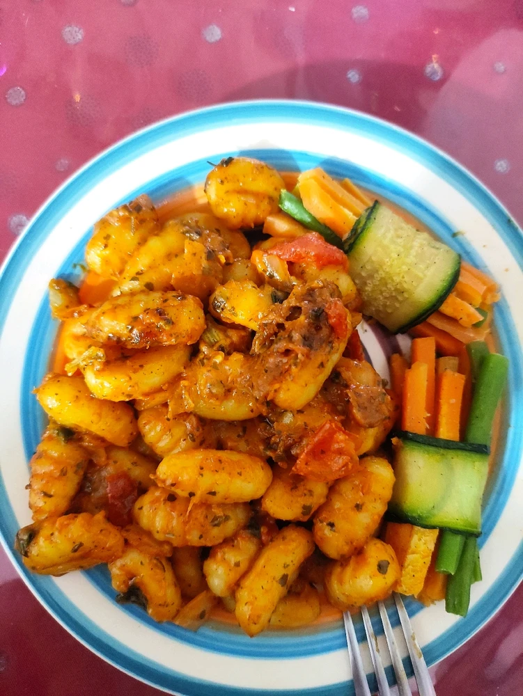 GIF uploaded by Nathalie