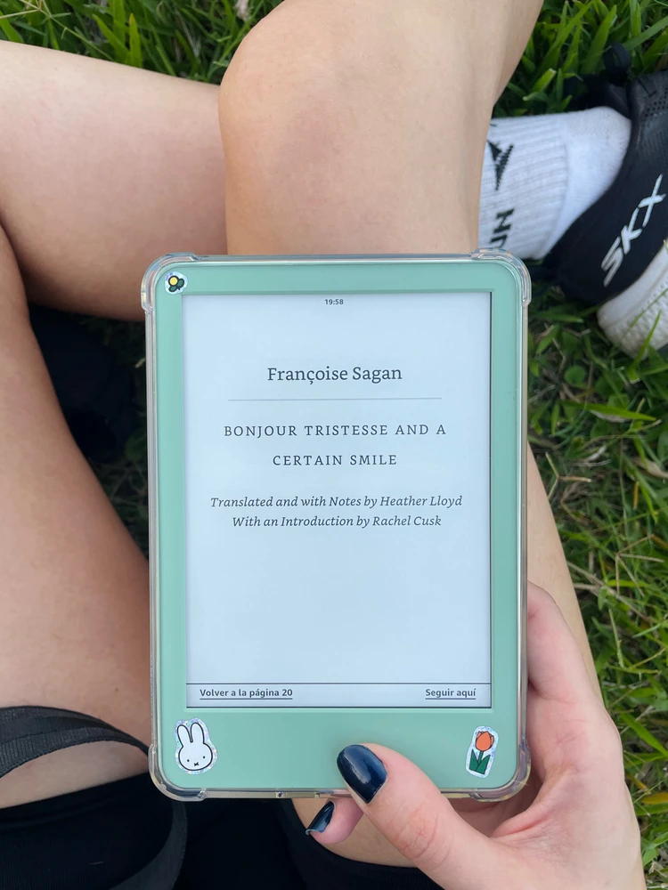 GIF uploaded by Milena